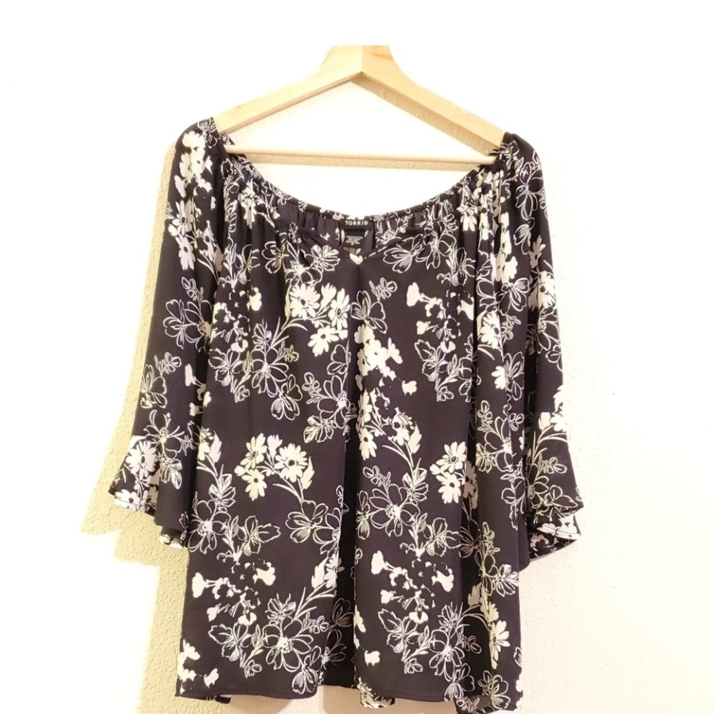 Torrid Black and White Floral Blouse